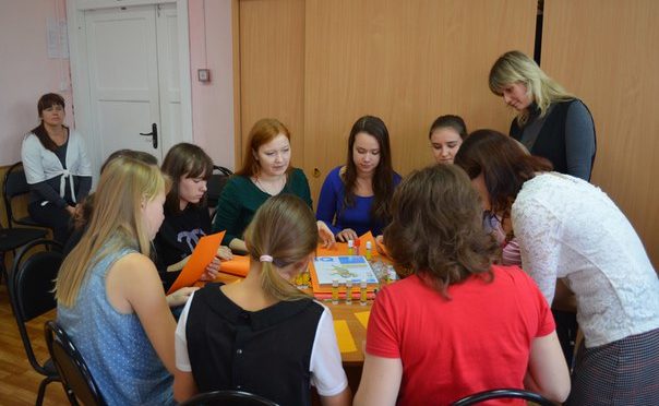 Активисты молодежного клуба «Ладья» и молодежного общества при Свято-Троицком соборе встретились с воспитанниками приюта