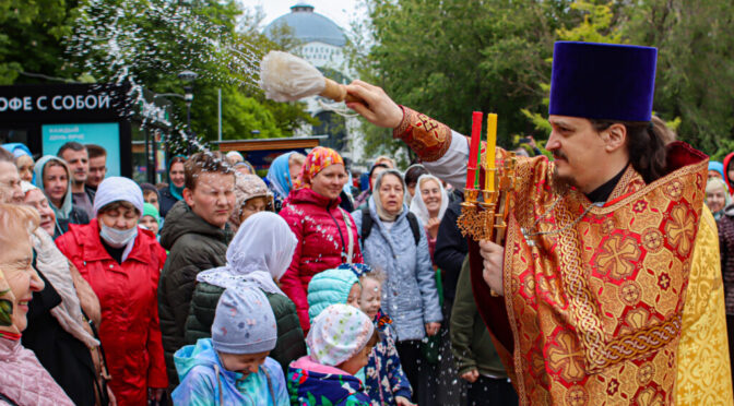 Богослужение в день памяти святителя Николая Чудотворца