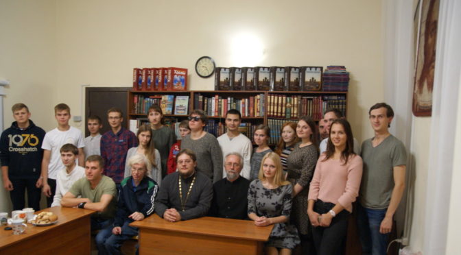 Активисты молодежного клуба «Ладья» узнали о тюремном служении Церкви