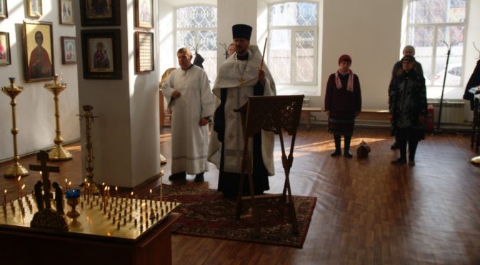 В нашем храме совершено поминовение жертв трагедии в Кемерово