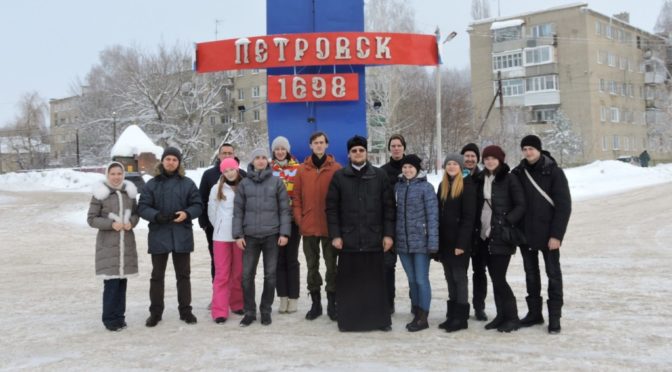 Активисты клубов «Ладья» и «Надежда» приняли участие в рождественском квесте в Петровске