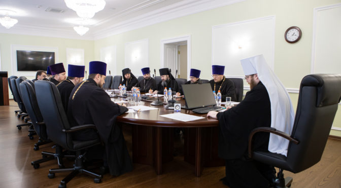 Настоятель принял участие в заседании Епархиального совета