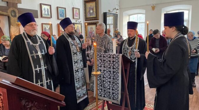 Великое повечерие с чтением канона преподобного Андрея Критского